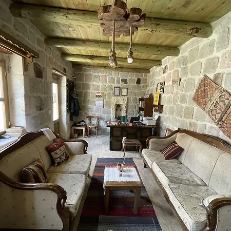 Nova Cave Hotel *