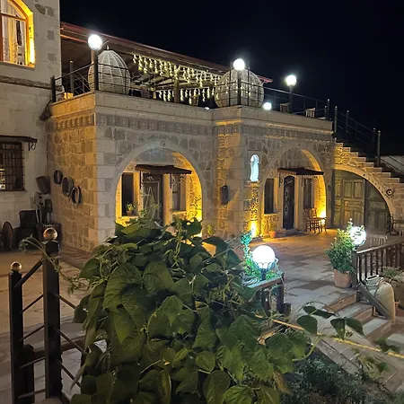 Nova Cave Hotel *