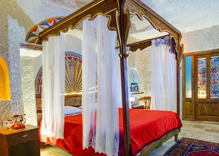 Nova Cave Ортахисар