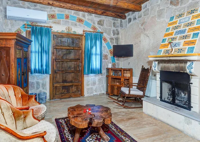 Nova Cave * Ортахисар